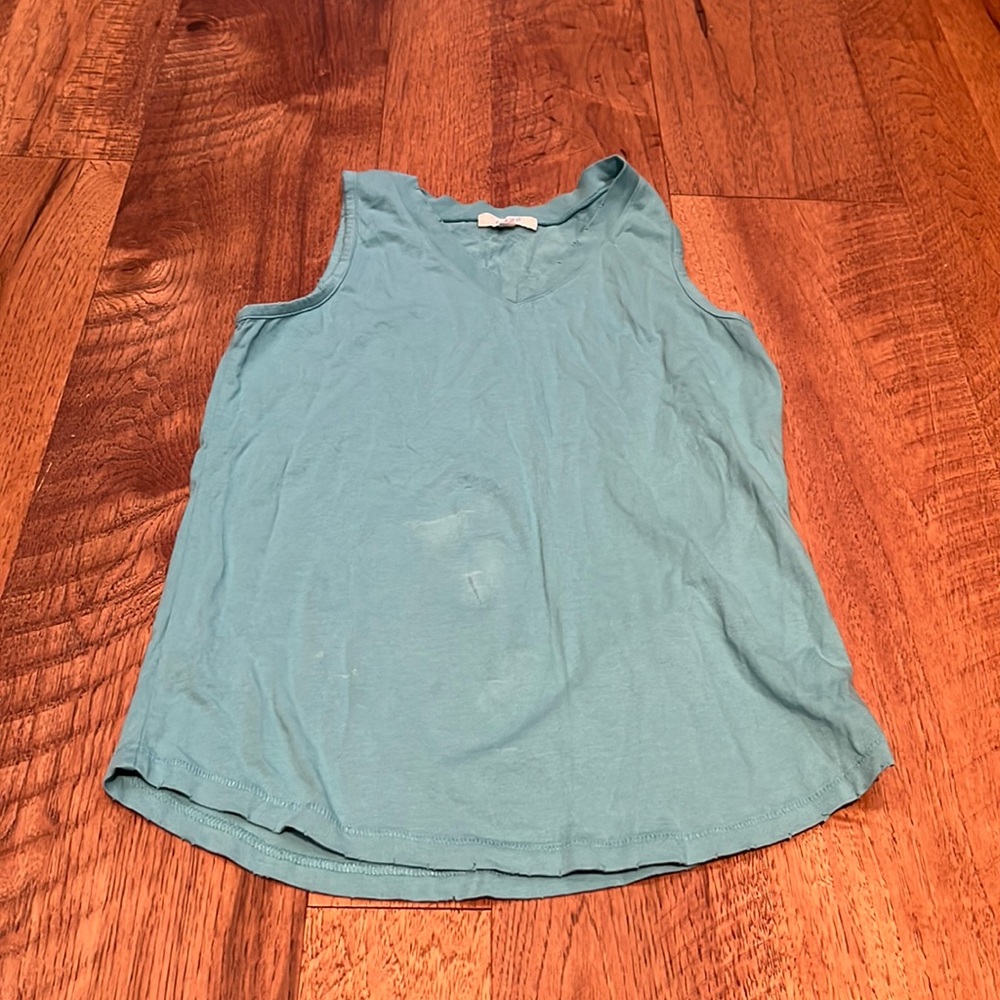Leallo Woman’s Blue Tank Size XS